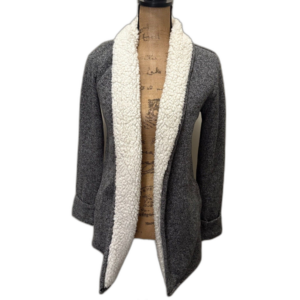 Abercrombie & Fitch Gray Sherpa Lined Open Front Shawl Cardigan Sweater Size XS - Picture 1 of 4